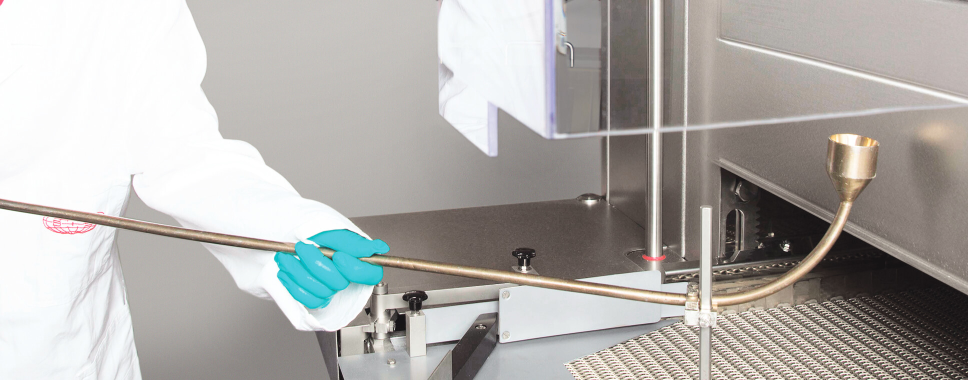 Automatic Particle Measurement in Hot Air Sterilizing Tunnels