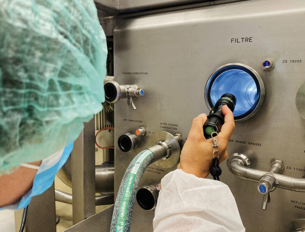 Cleaning validation of production equipment Visual inspection